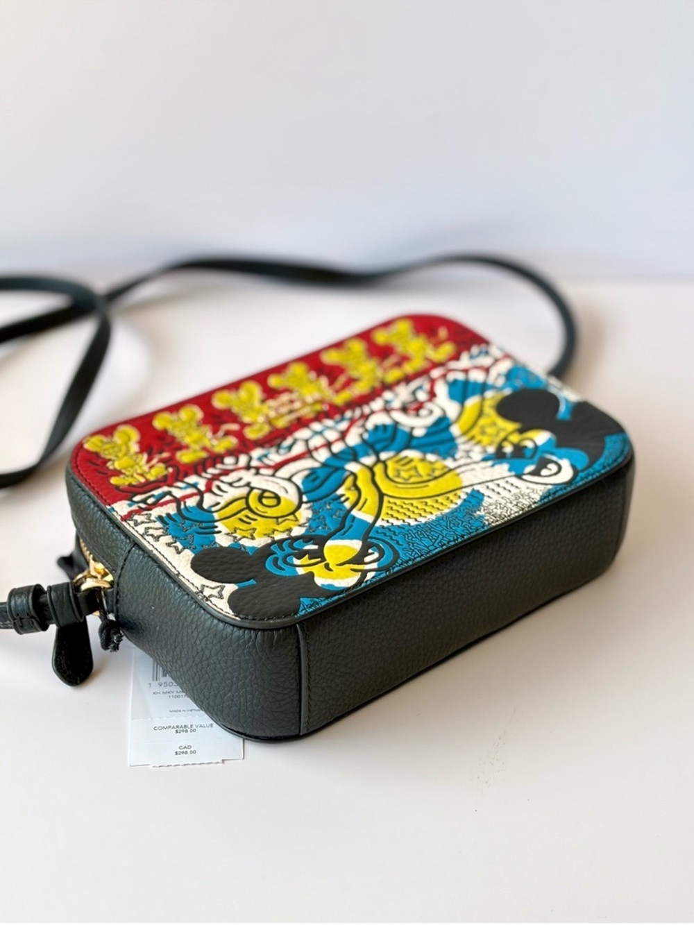Coach Disney Mickey Mouse X
Keith Haring Mini Camera
Crossbody Bag NWT - Picture 8 of 16